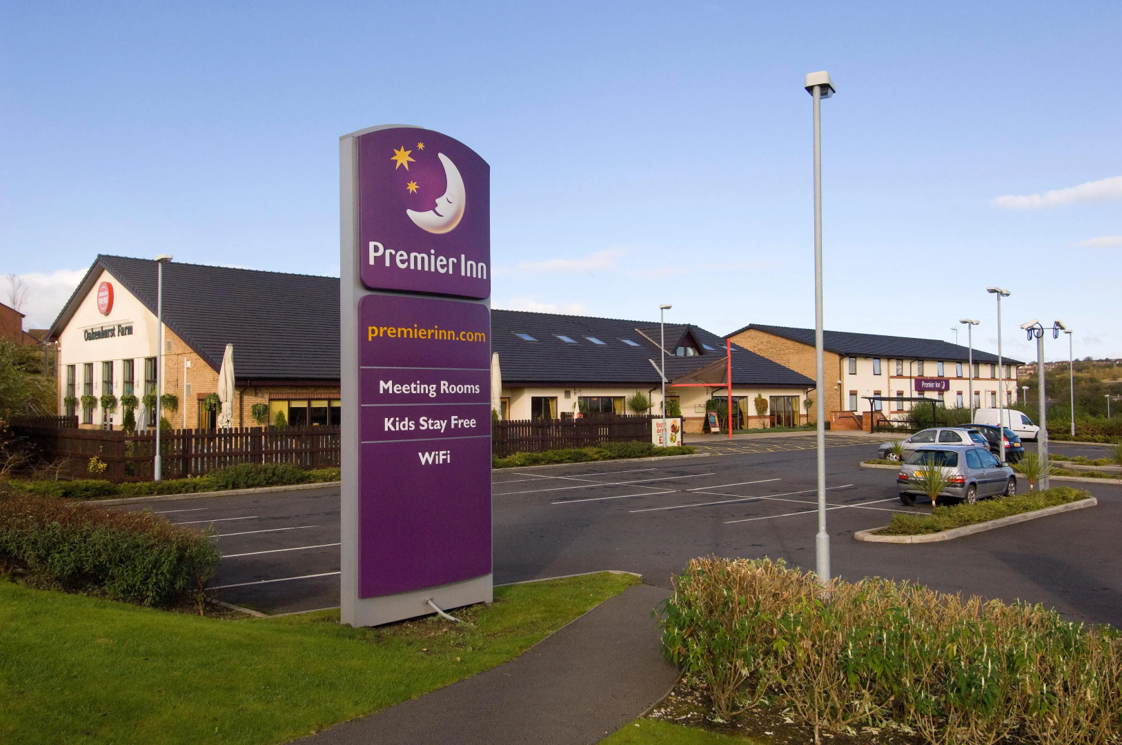 Premier Inn Blackburn South - M65 J4