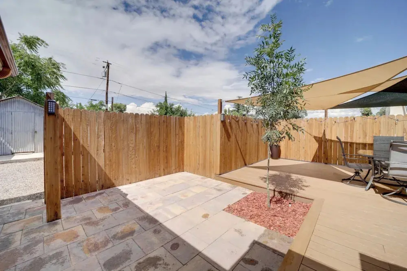 < 1 Mi to Dtwn: Home w/ Deck in Clarkdale!