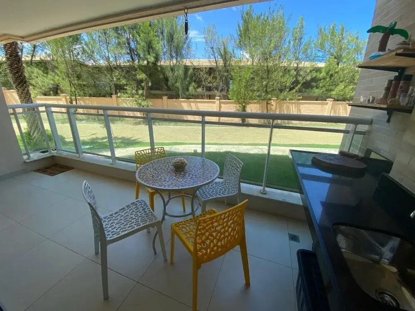 Riviera Beach Place Golf Residence