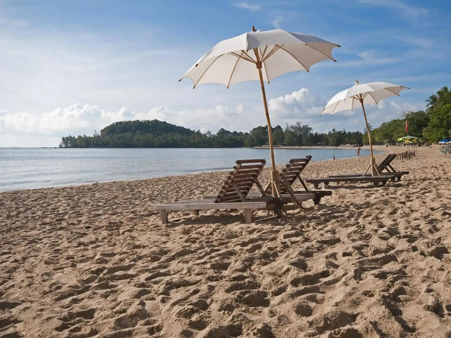 Prasarnsook Villa Beach Resort (SHA Extra Plus)