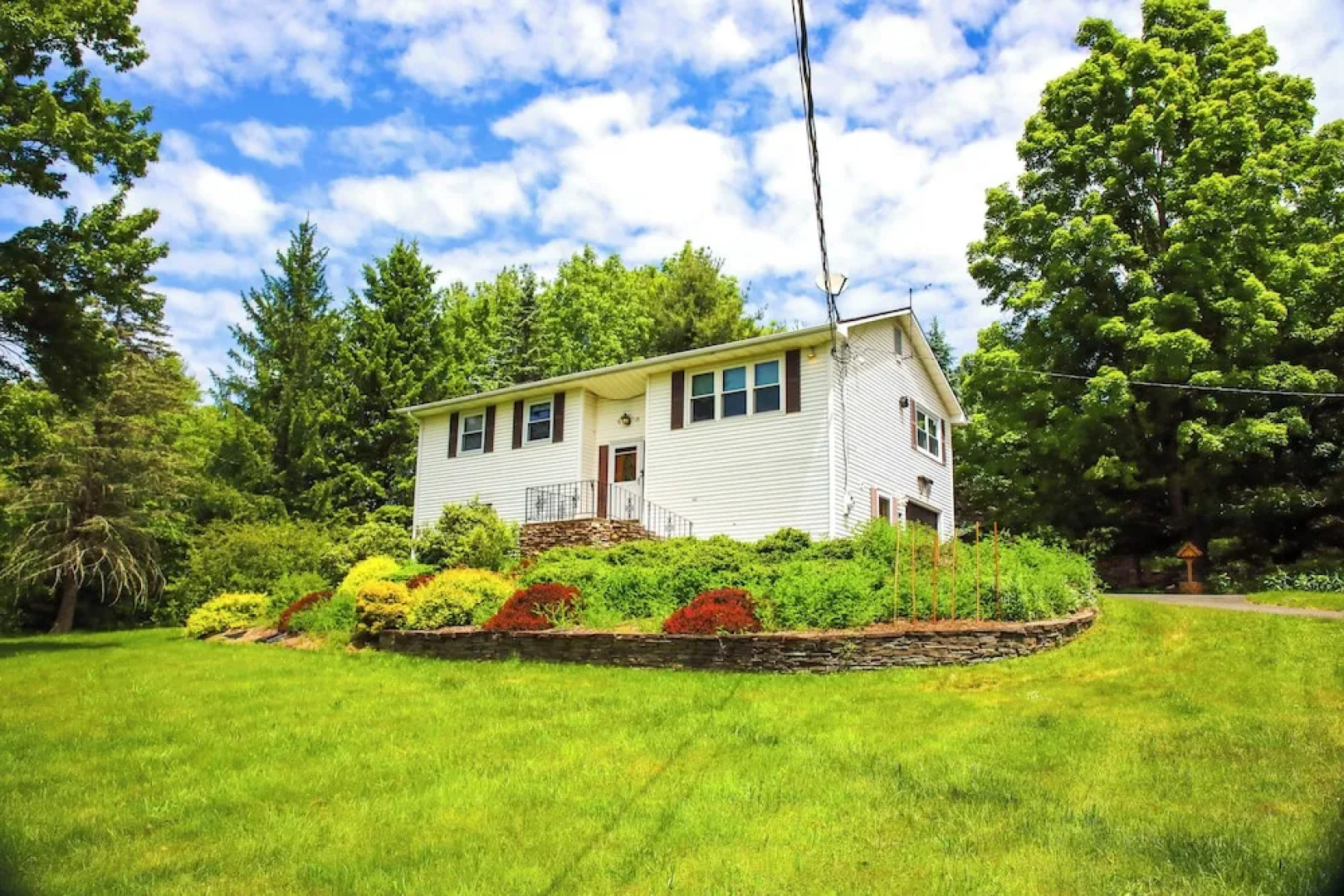 Vacation Rental Home ~ 2 Mi to Windham Mountain!