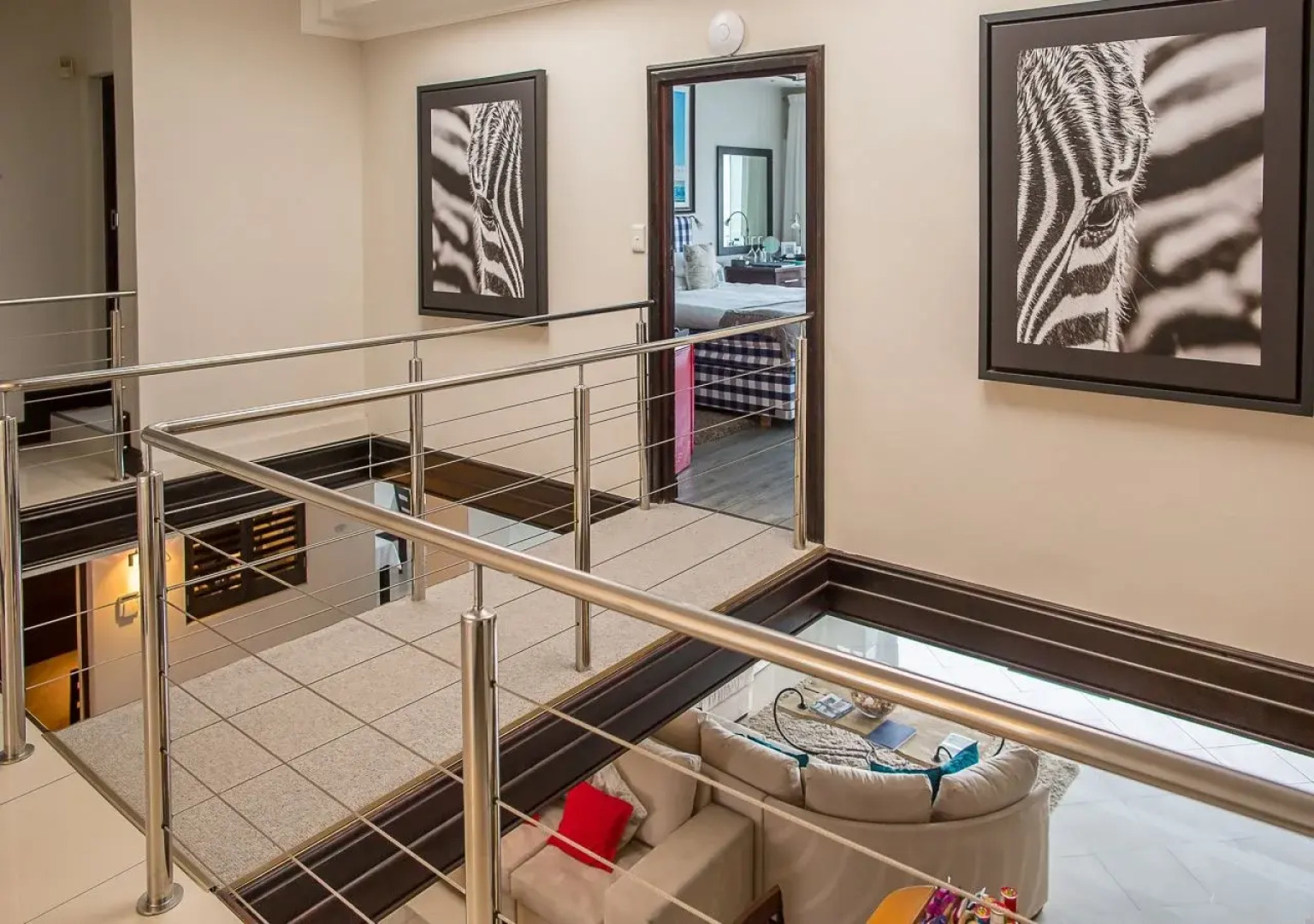 Head over Hills Luxury Retreat