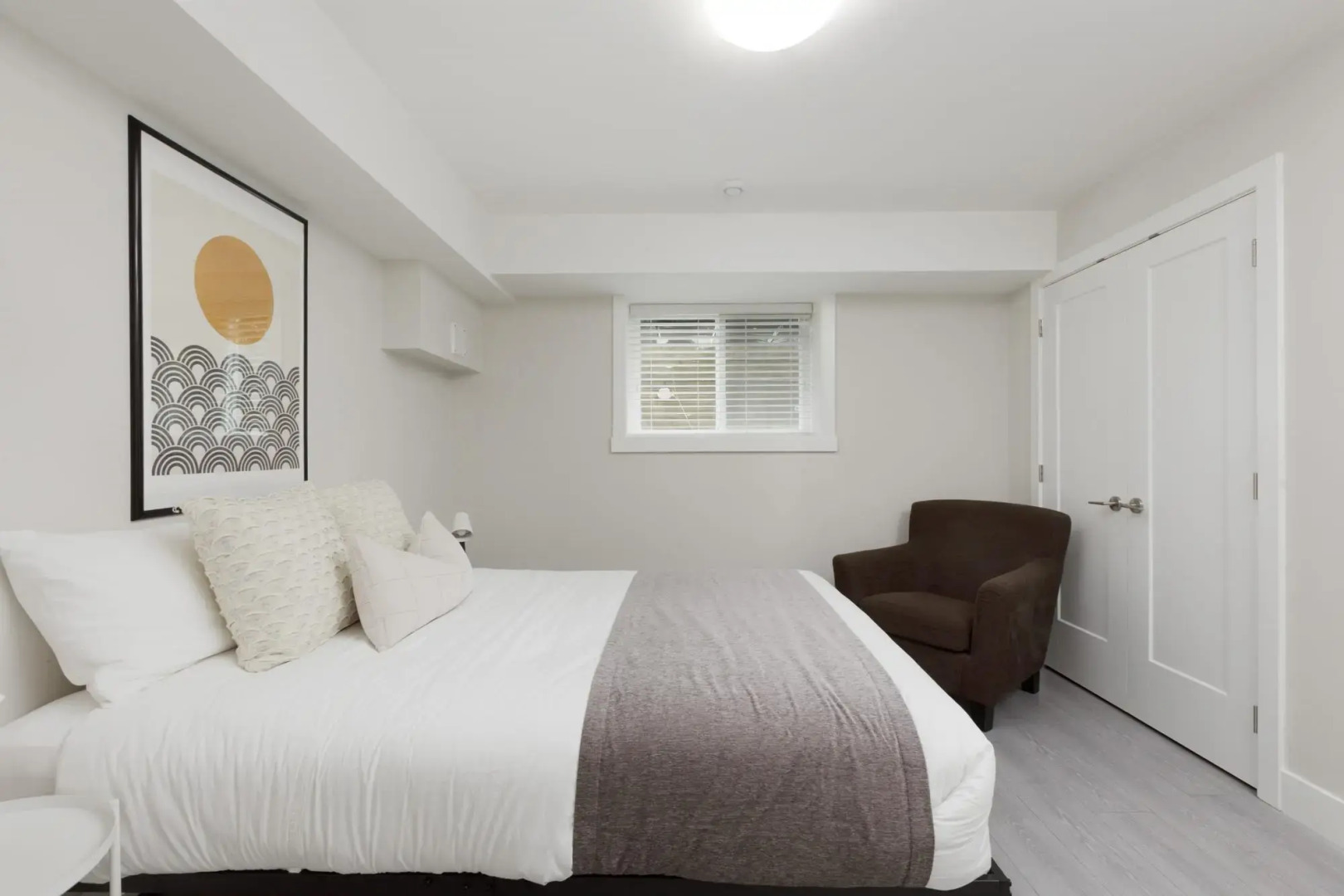 Tastefully Furnished Newly Updated 2 BD Central Lynn Valley North Vancouver