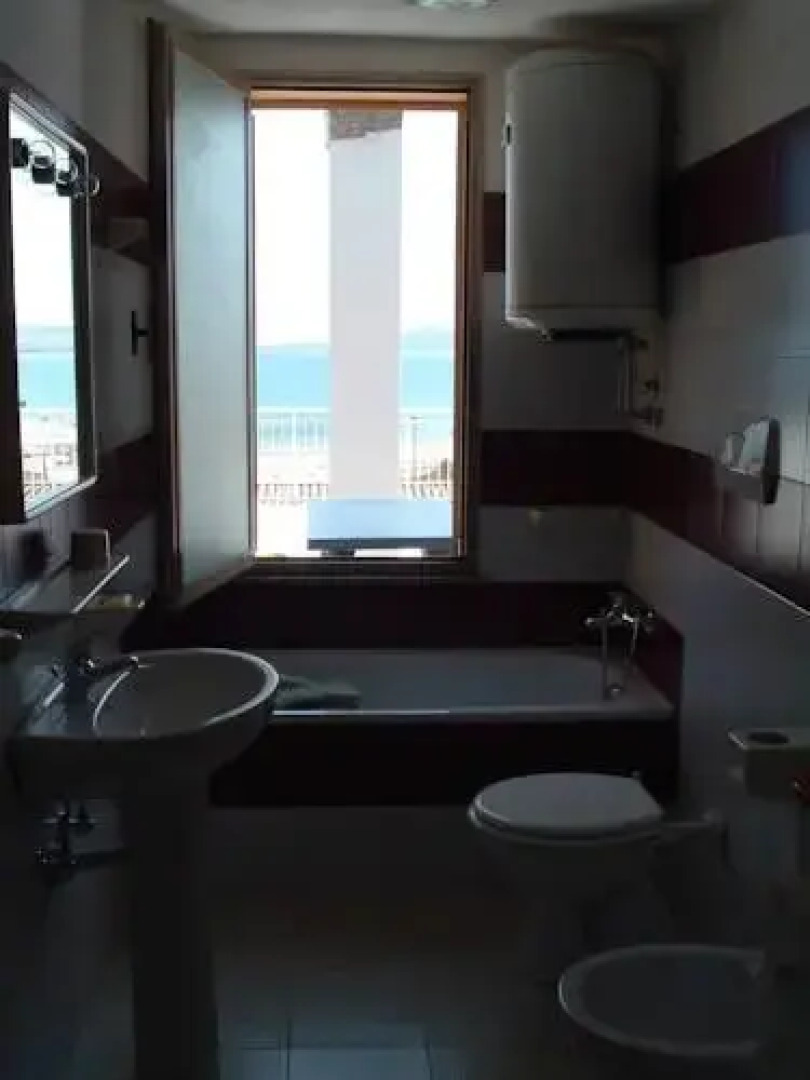 A Due Passi Dal Mare