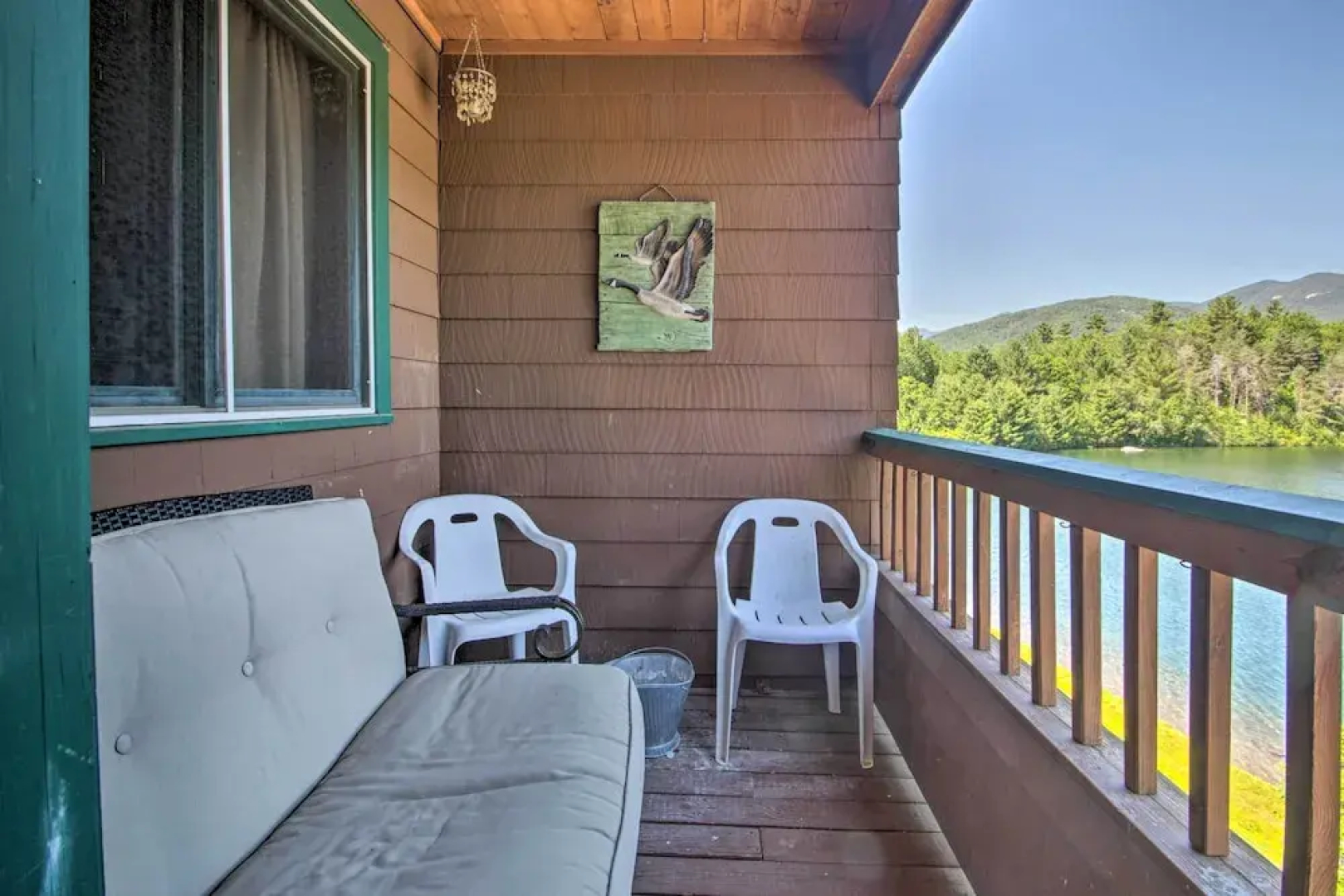 Resort Condo w/ Lake + Pool ~ 5 Mi to Flume Gorge!