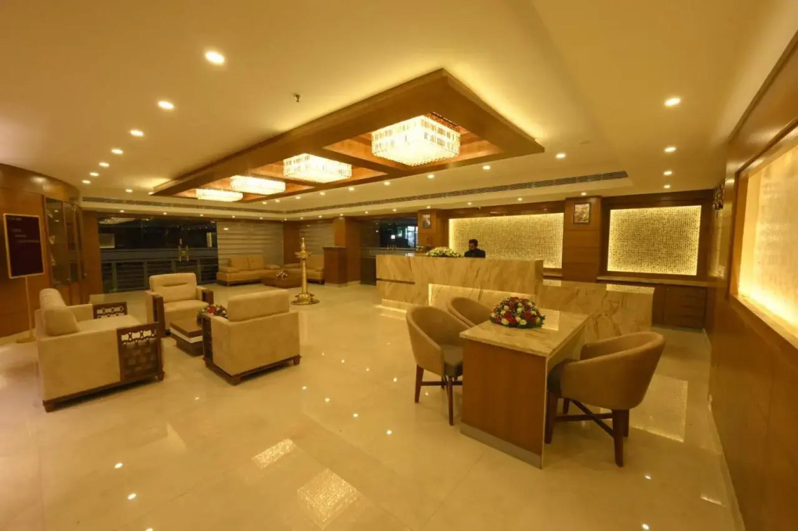 Hotel Kabani International