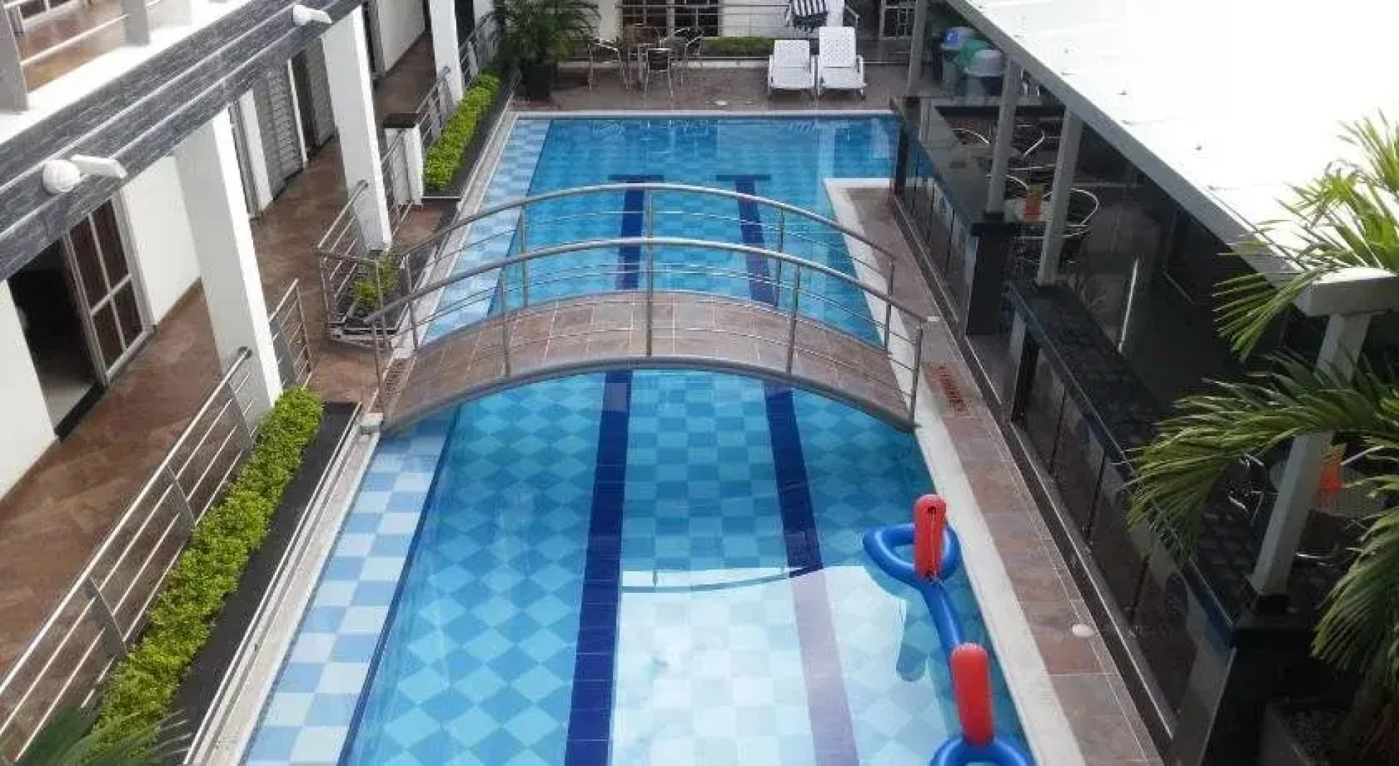 Confort Plaza Hotel