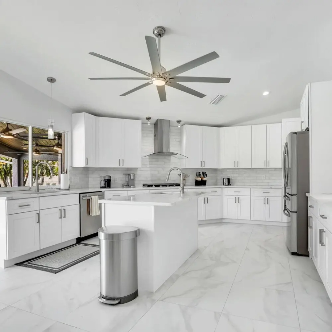 Luxury 6 000 Sqft Oasis Pool Sleeps 16