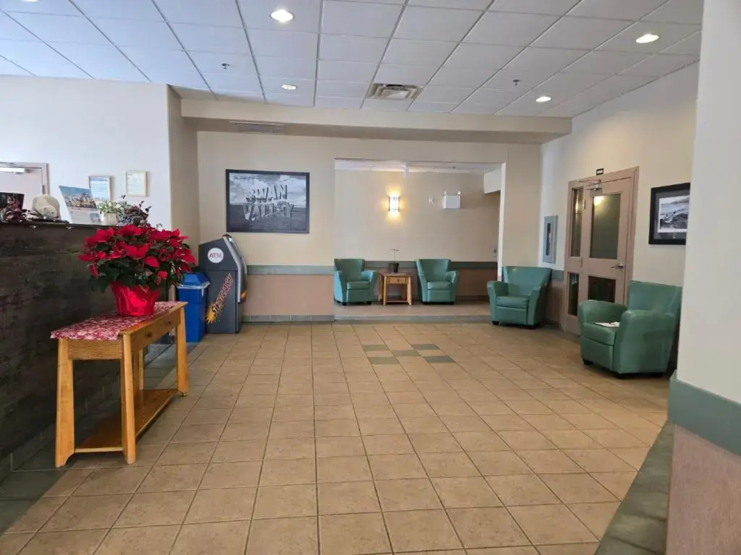 Super 8 Swan River MB