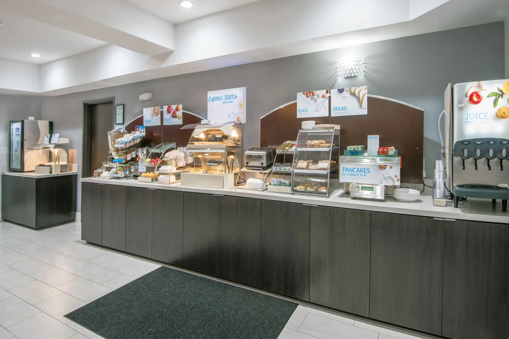 Holiday Inn Express & Suites Houston North - IAH Area by IHG