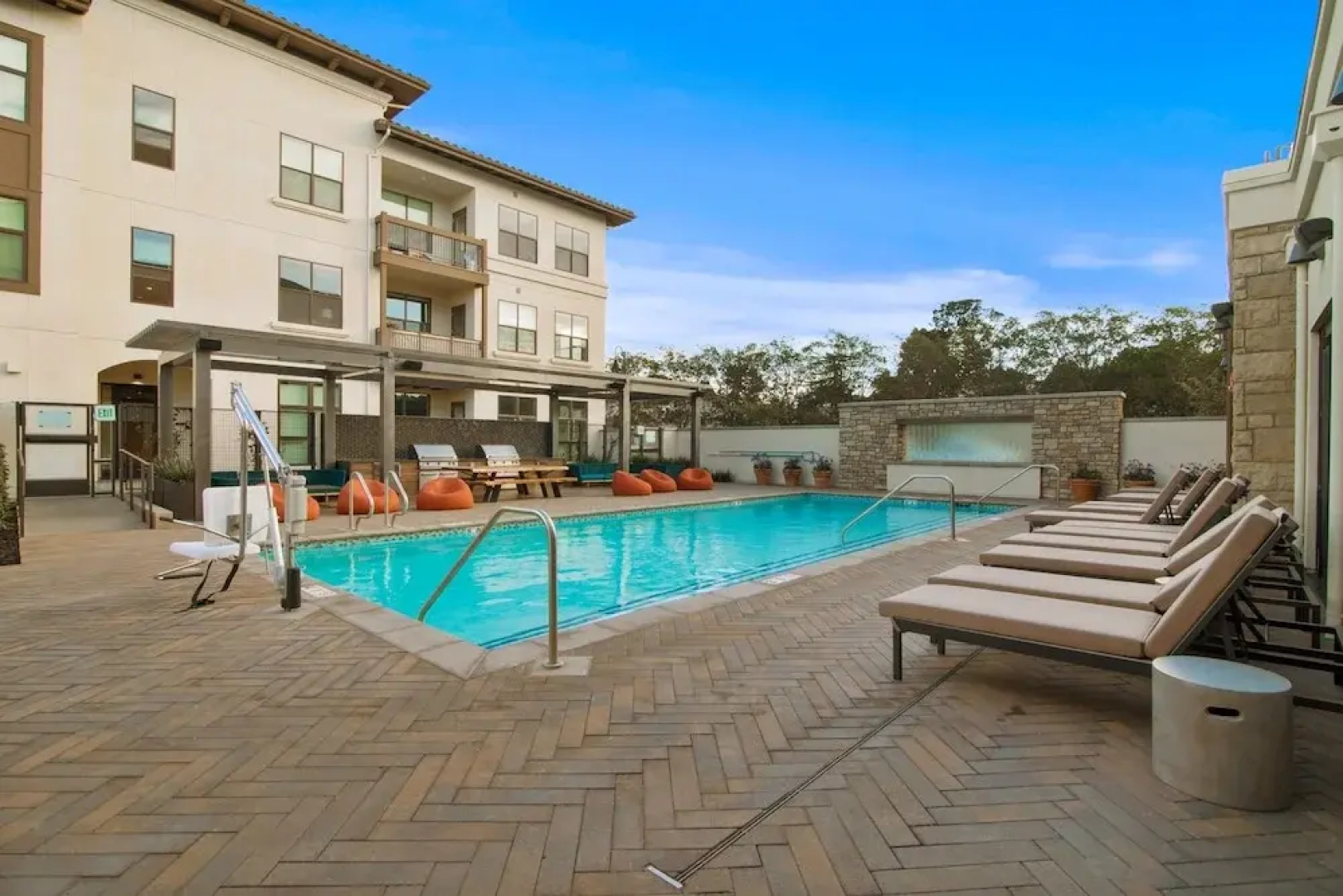 Global Luxury Suites in the Heart of San Carlos