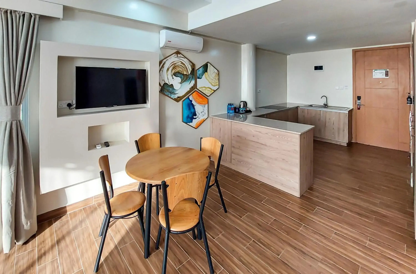 Отель PrideInn Plaza Nairobi Airport