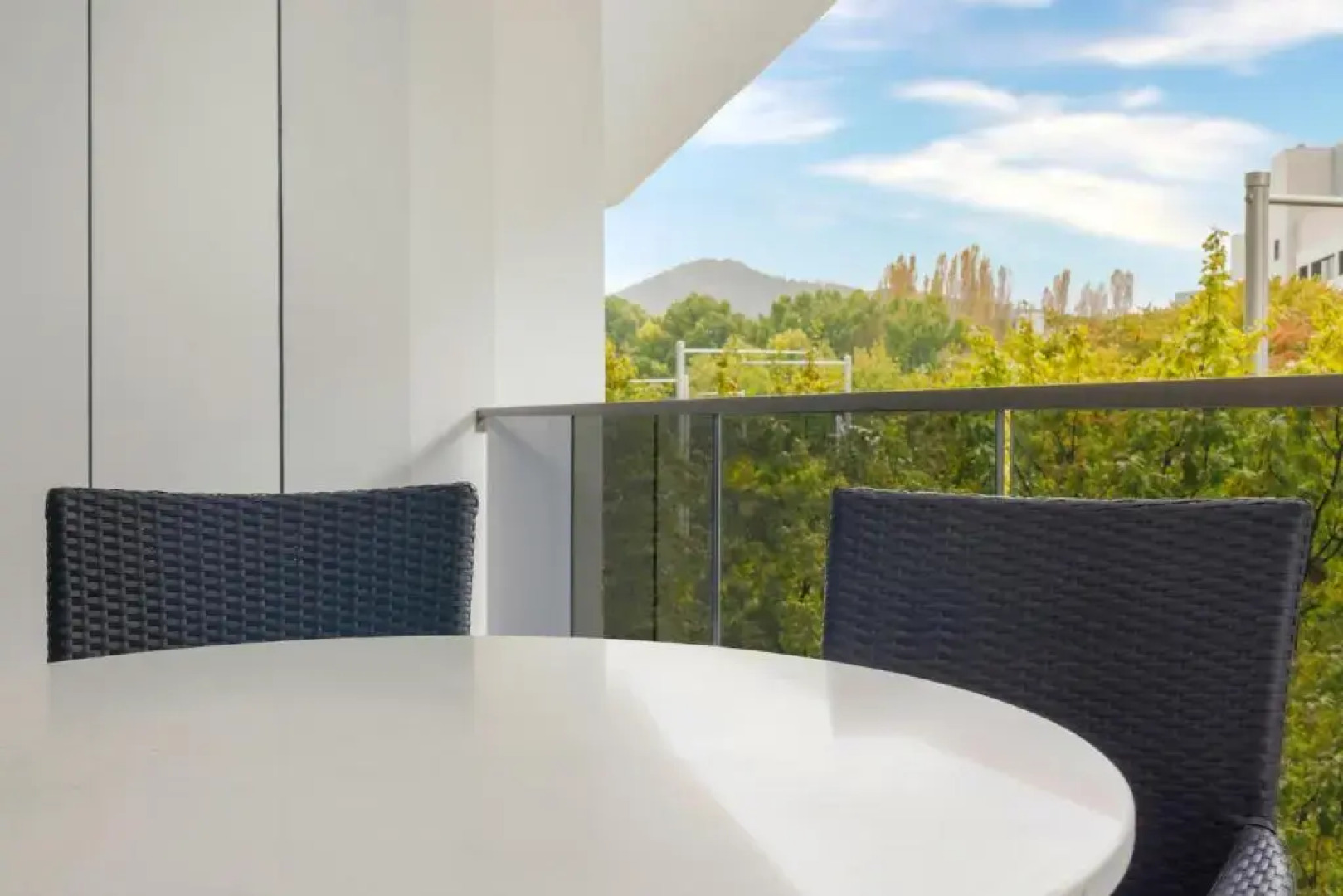 Meriton Suites Canberra