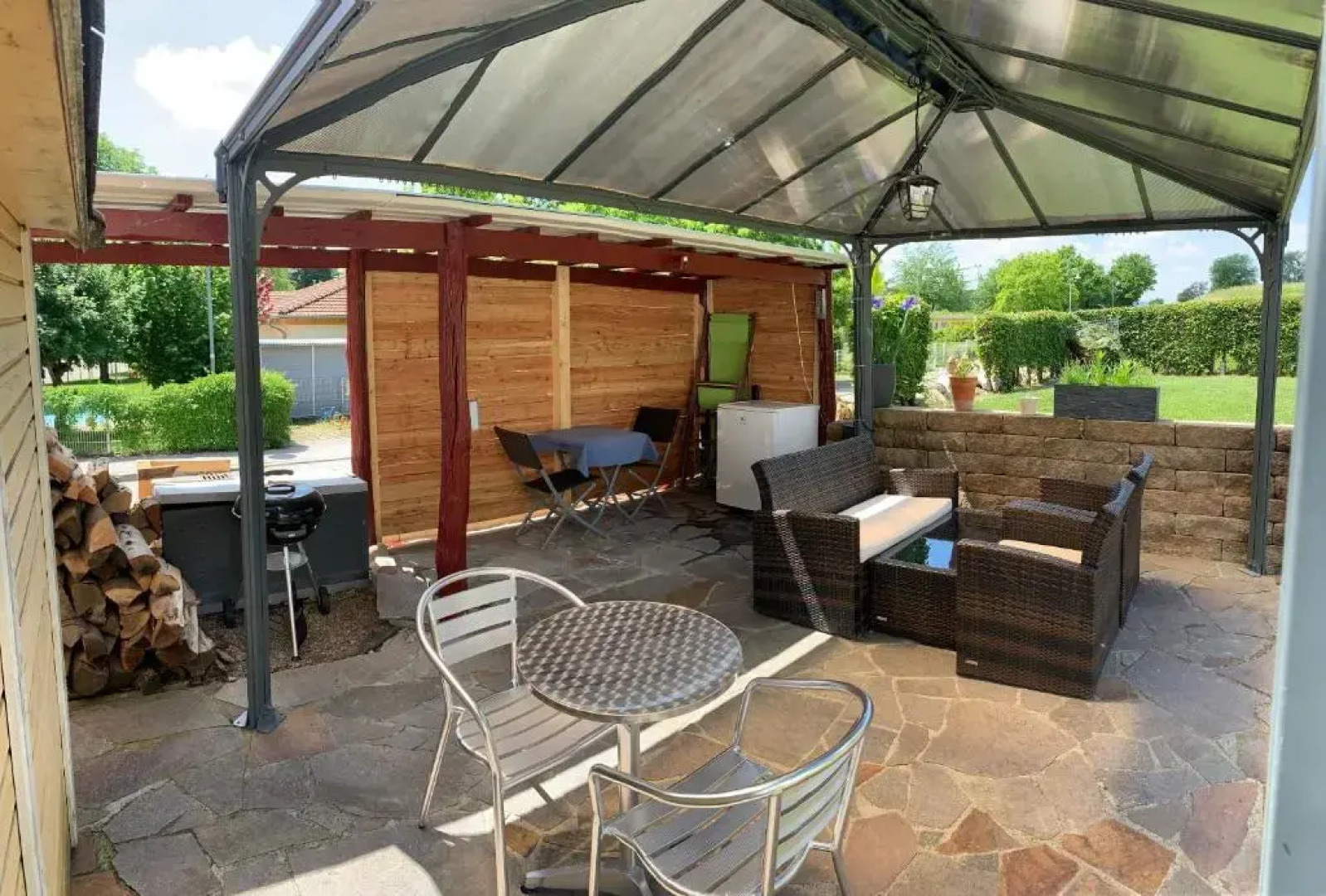 Apartment in grüner Umgebung-EG