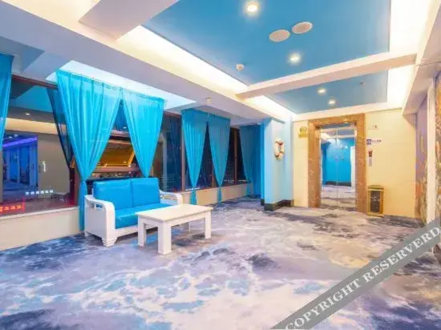 V8gaohua Business Hotel