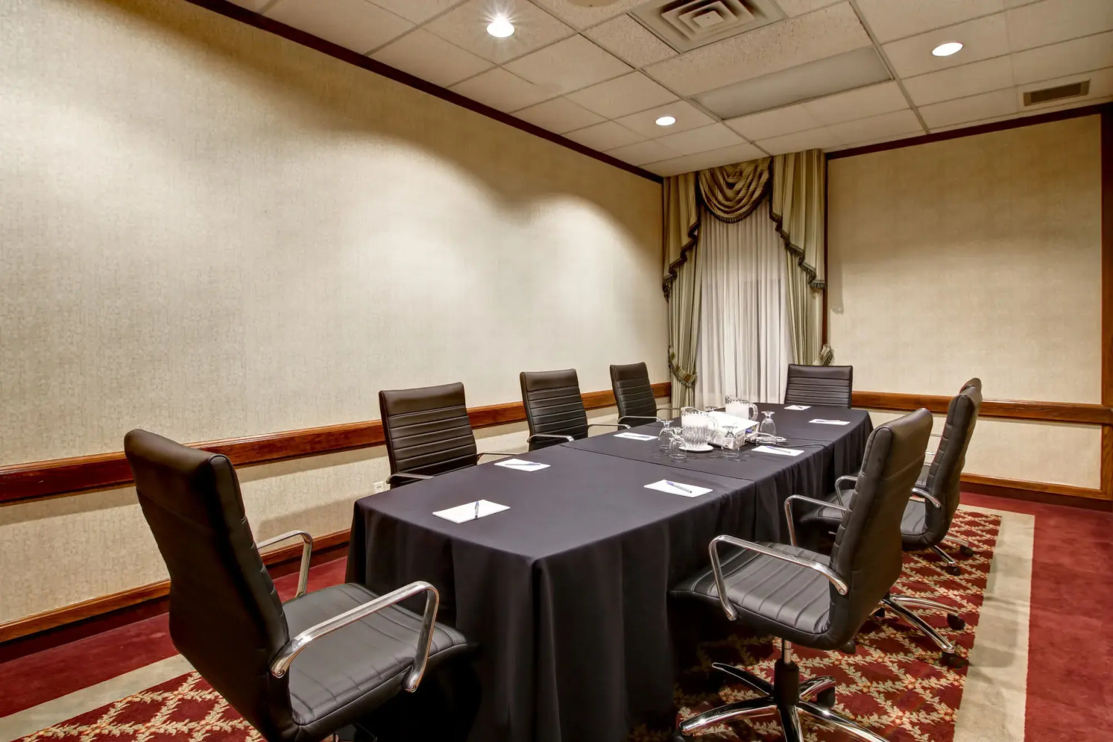 Waterloo Inn Conference Hotel