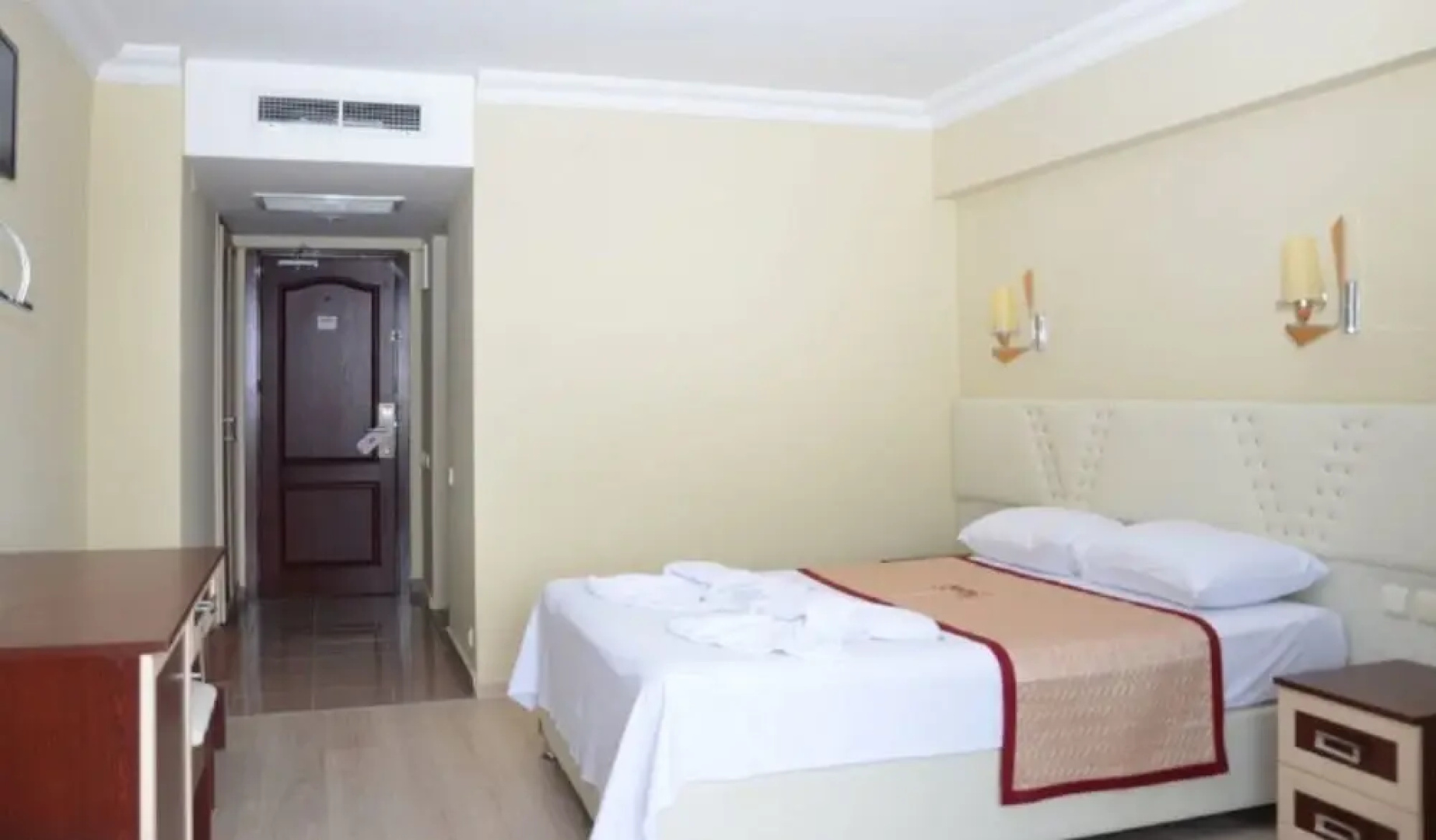 Oge 2000 Hotel