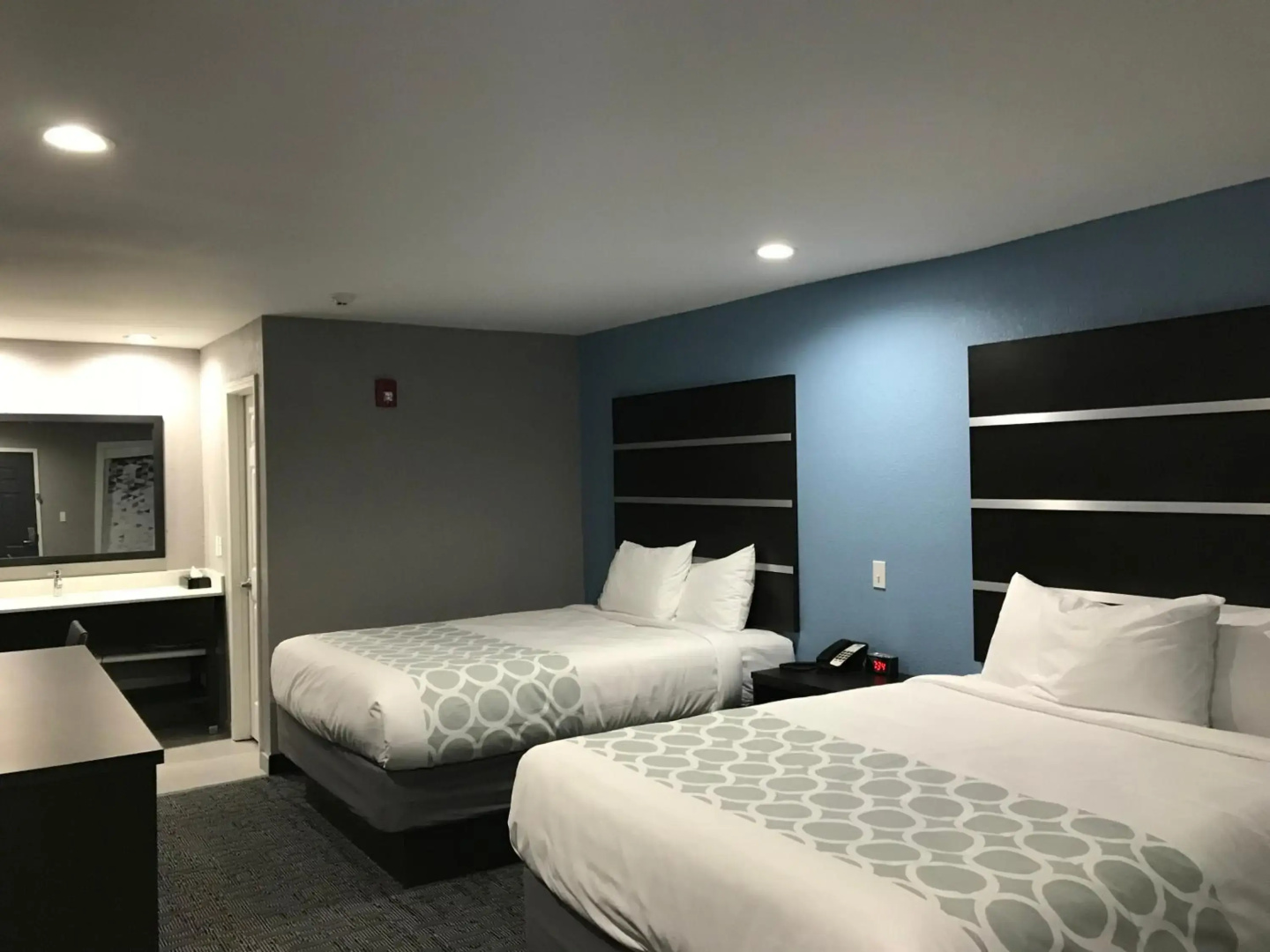 Rodeway Inn South