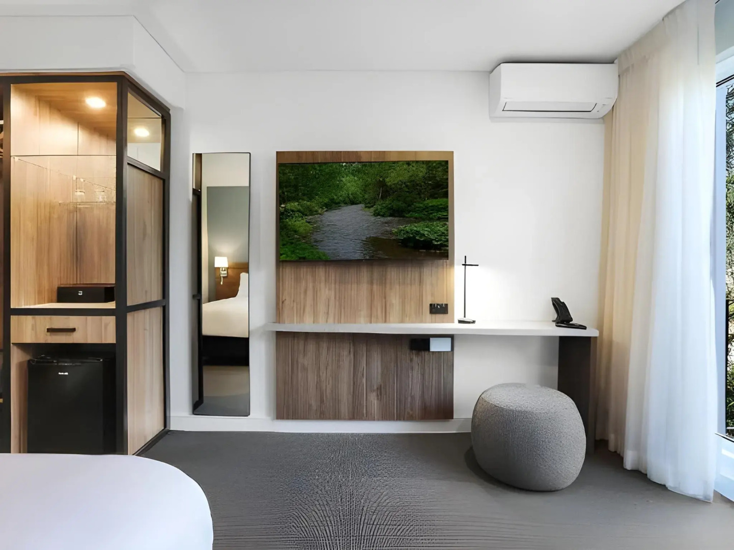 Killara Hotel & Suites