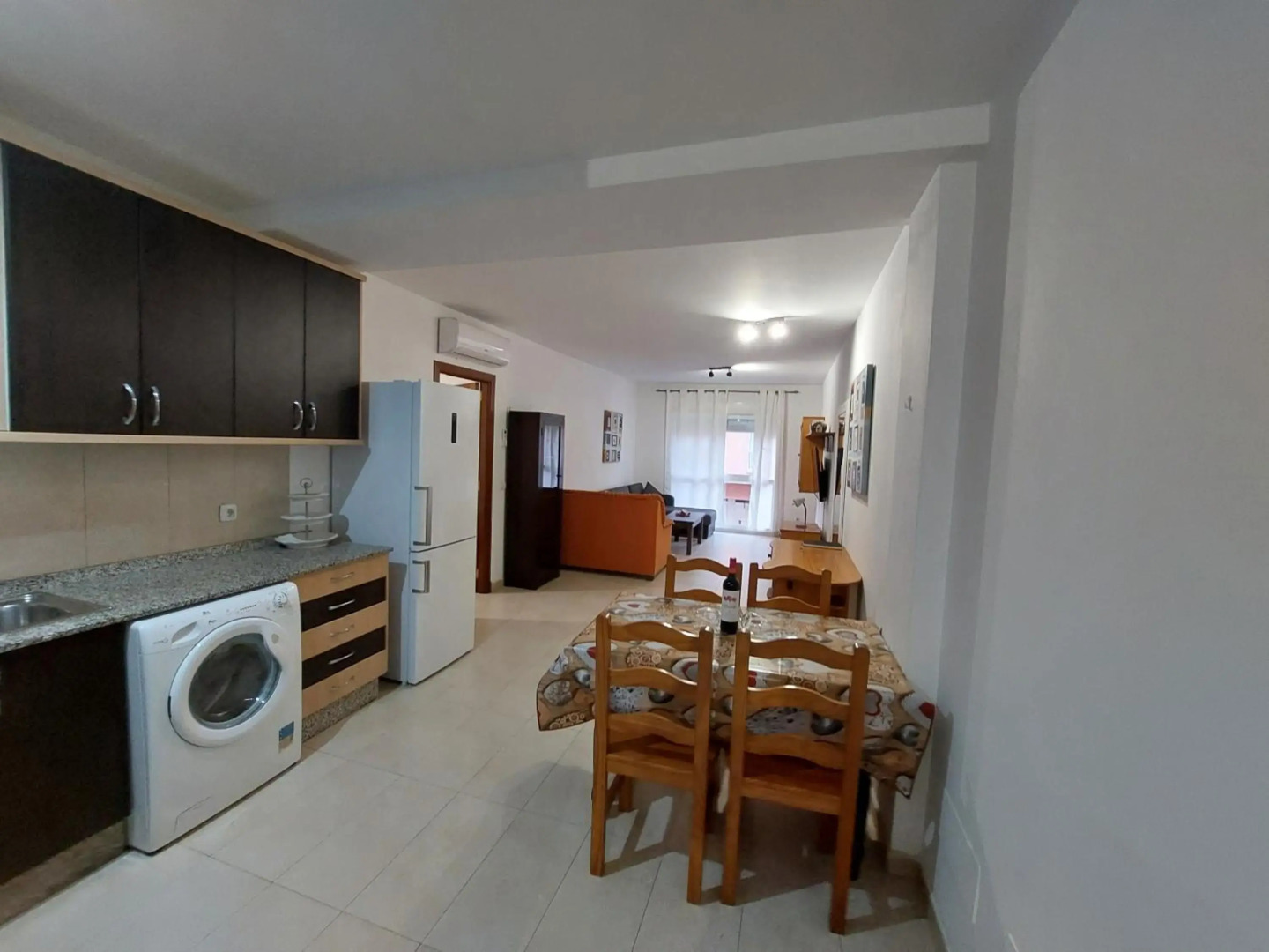 Vv Hoony Mugler wifi free private parking aire acondiciony