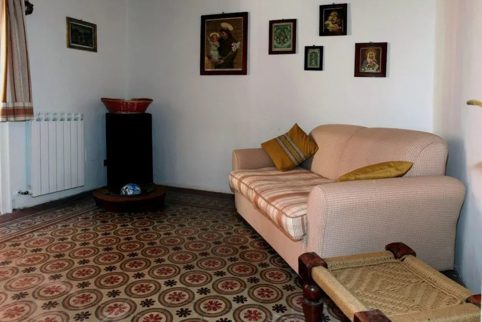 Casa dei Dipinti di Gratteri