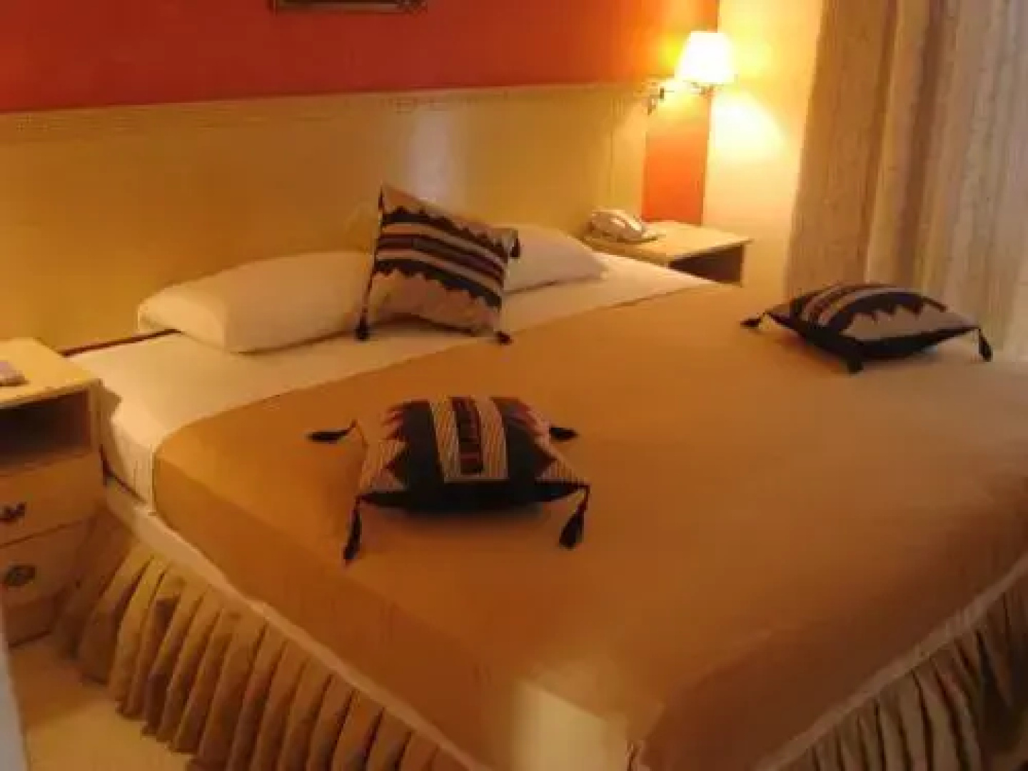 Coral Bay Hotel