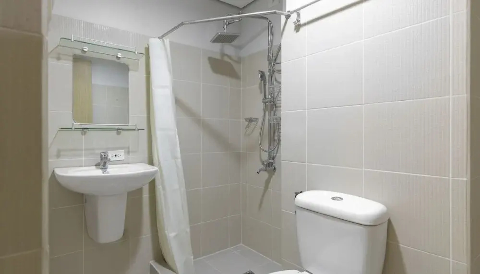 Grass Residences - Rheiyn