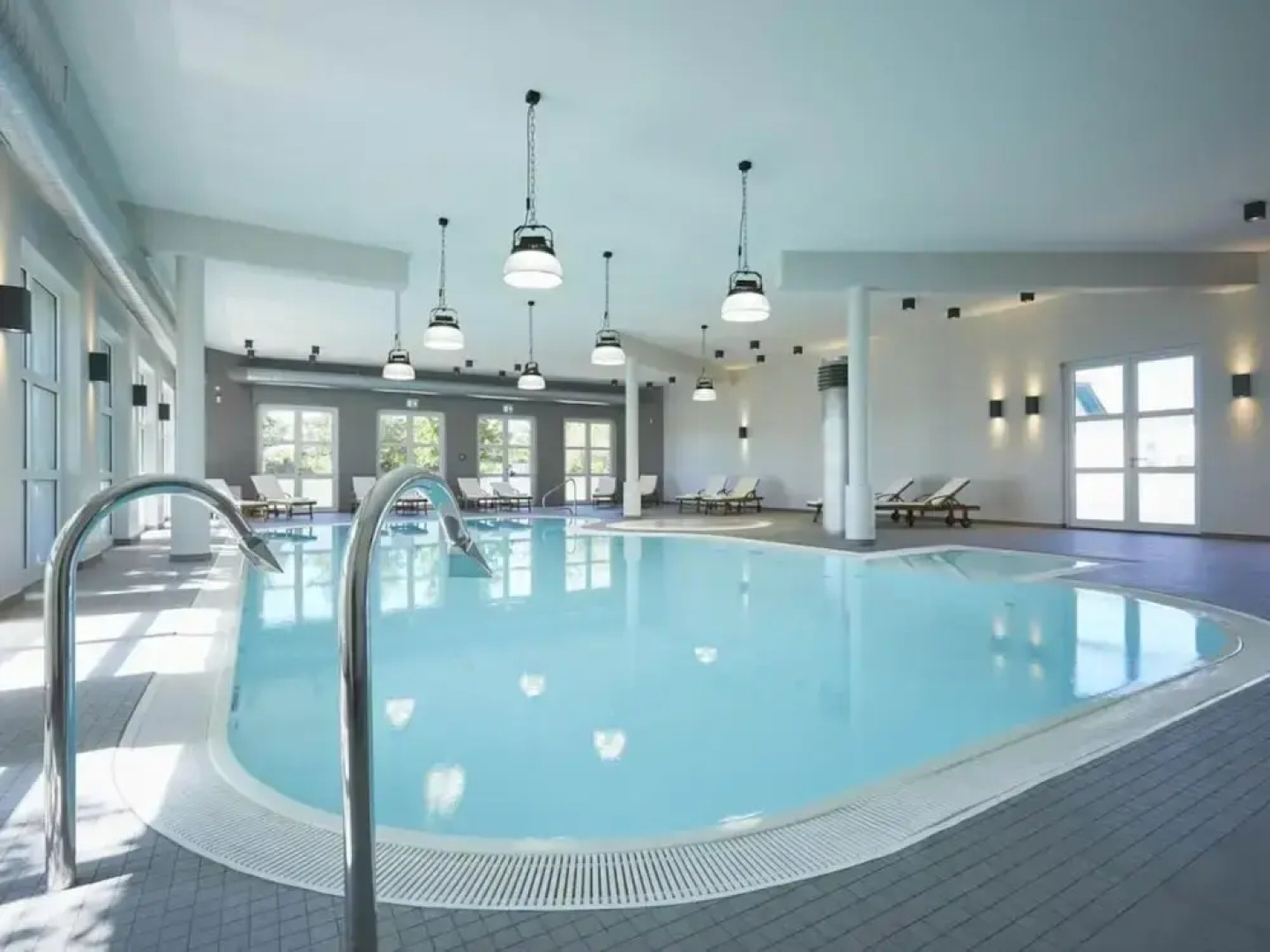 Comfy Apartment With Terrace