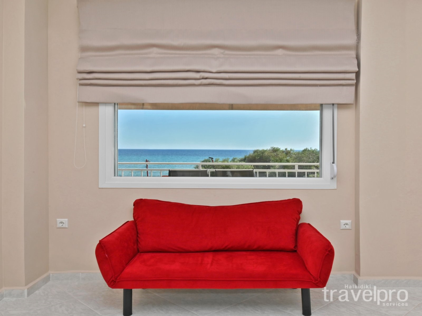 Sabbia Seafront Apartment  2 by TravelPro Serv...