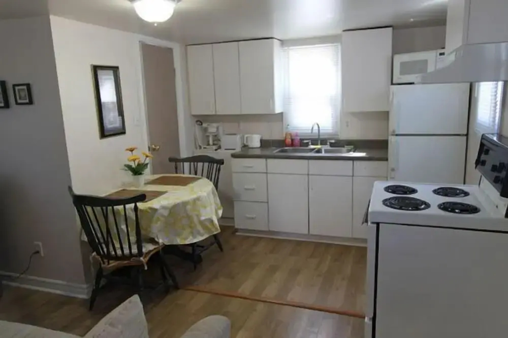 Riverview Cottages