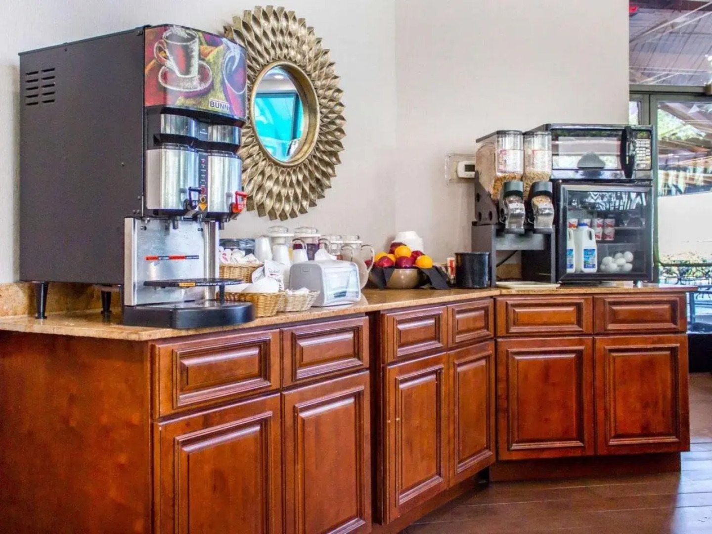 Clarion Hotel Conference Center on Lake Erie