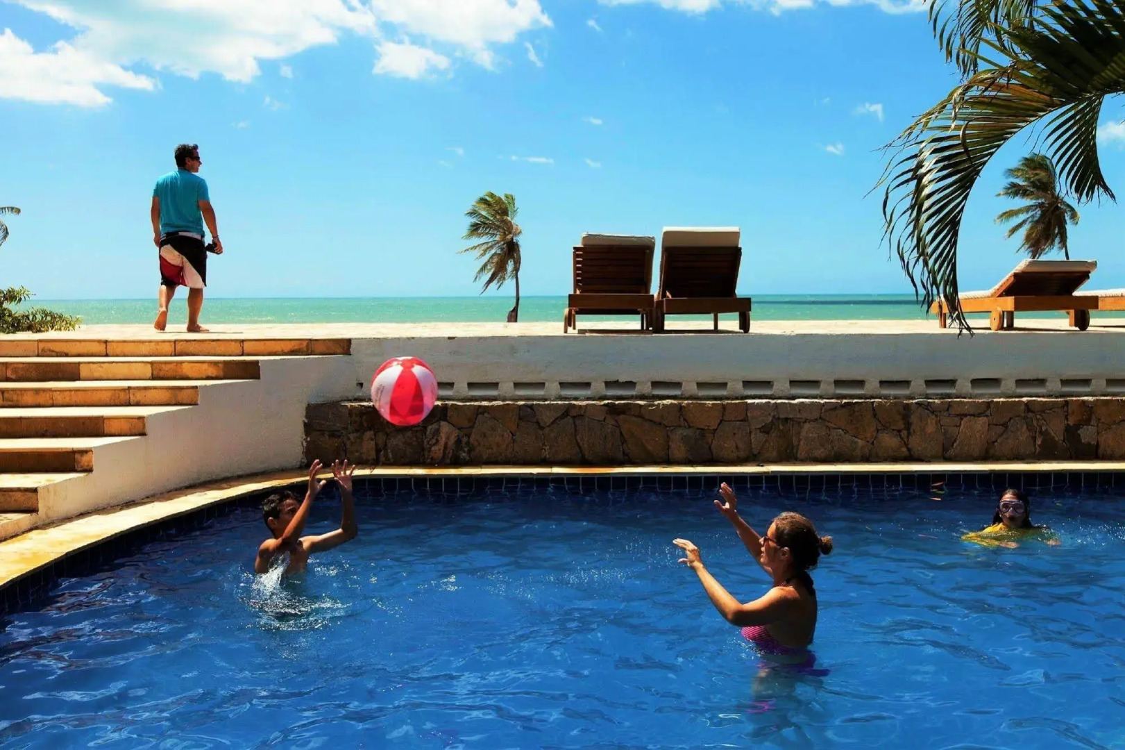 Windtown Beach Hotel