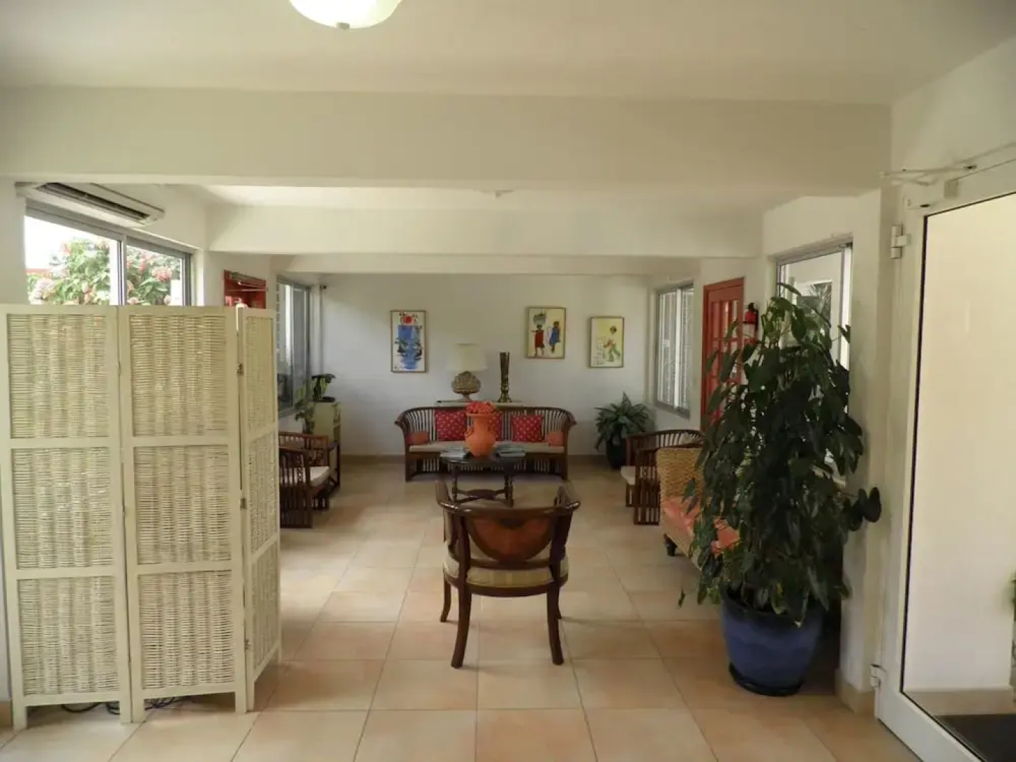 L'Esperance Hotel
