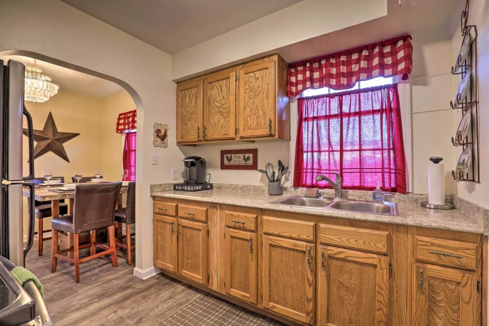 Downtown Cedar City House < 1/2 Mi to SUU Campus!
