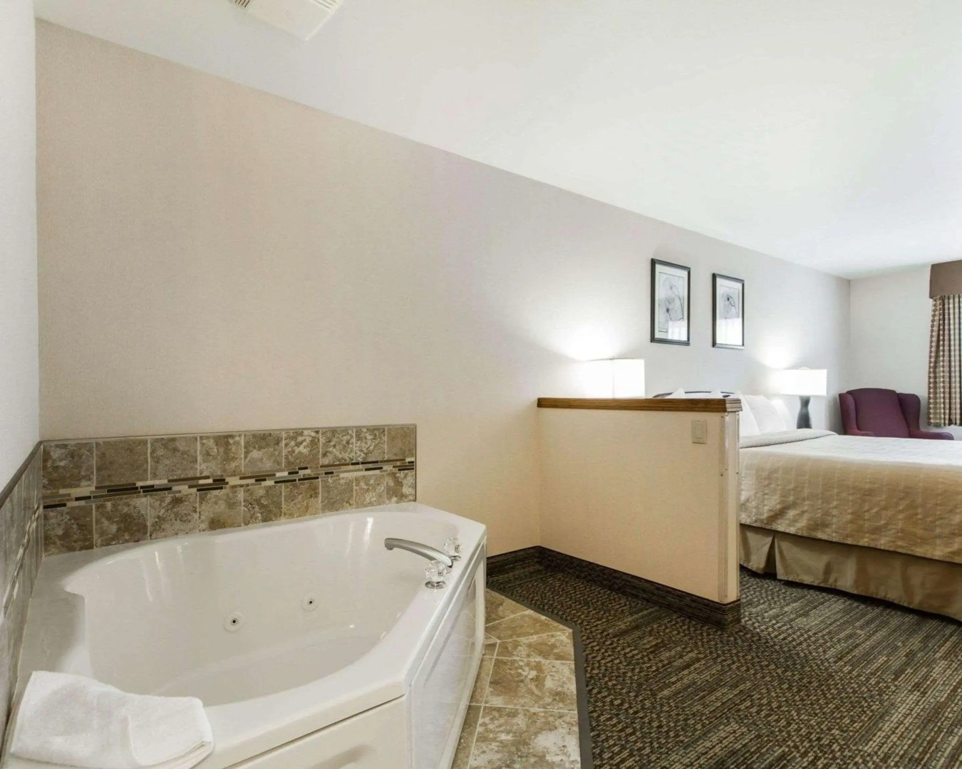 Quality Inn & Suites Stoughton - Madison South
