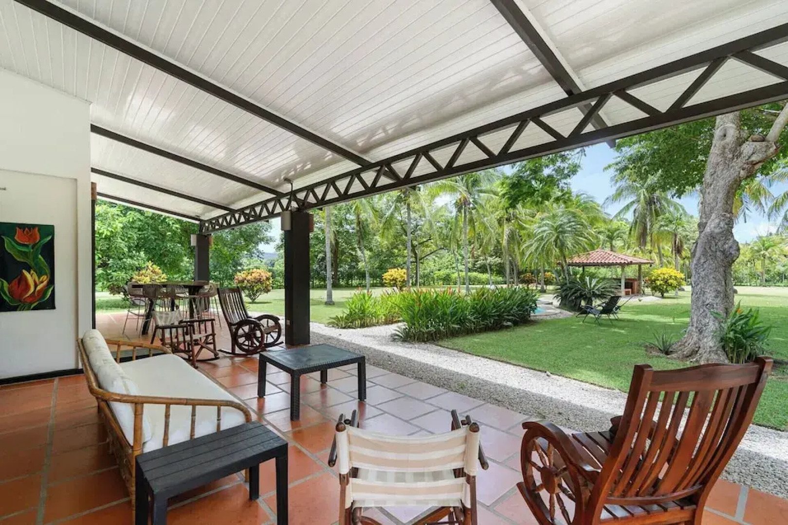 3-BD Home with Pool, Walk to Beach