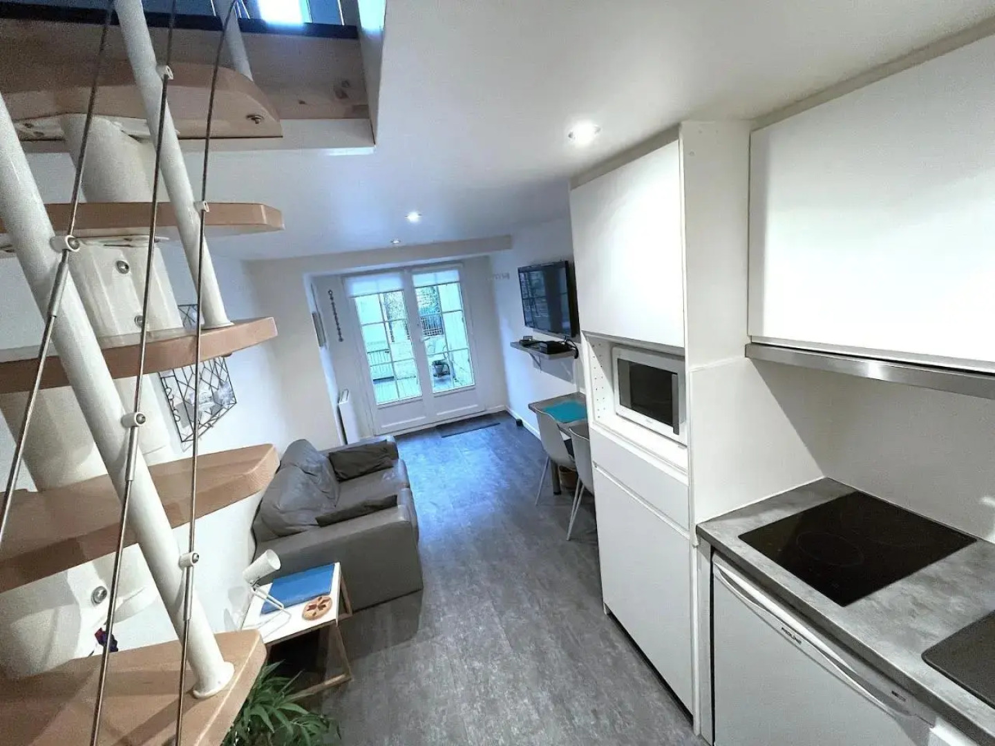 L'IDEAL 9 (hypercentre avec terrasse)