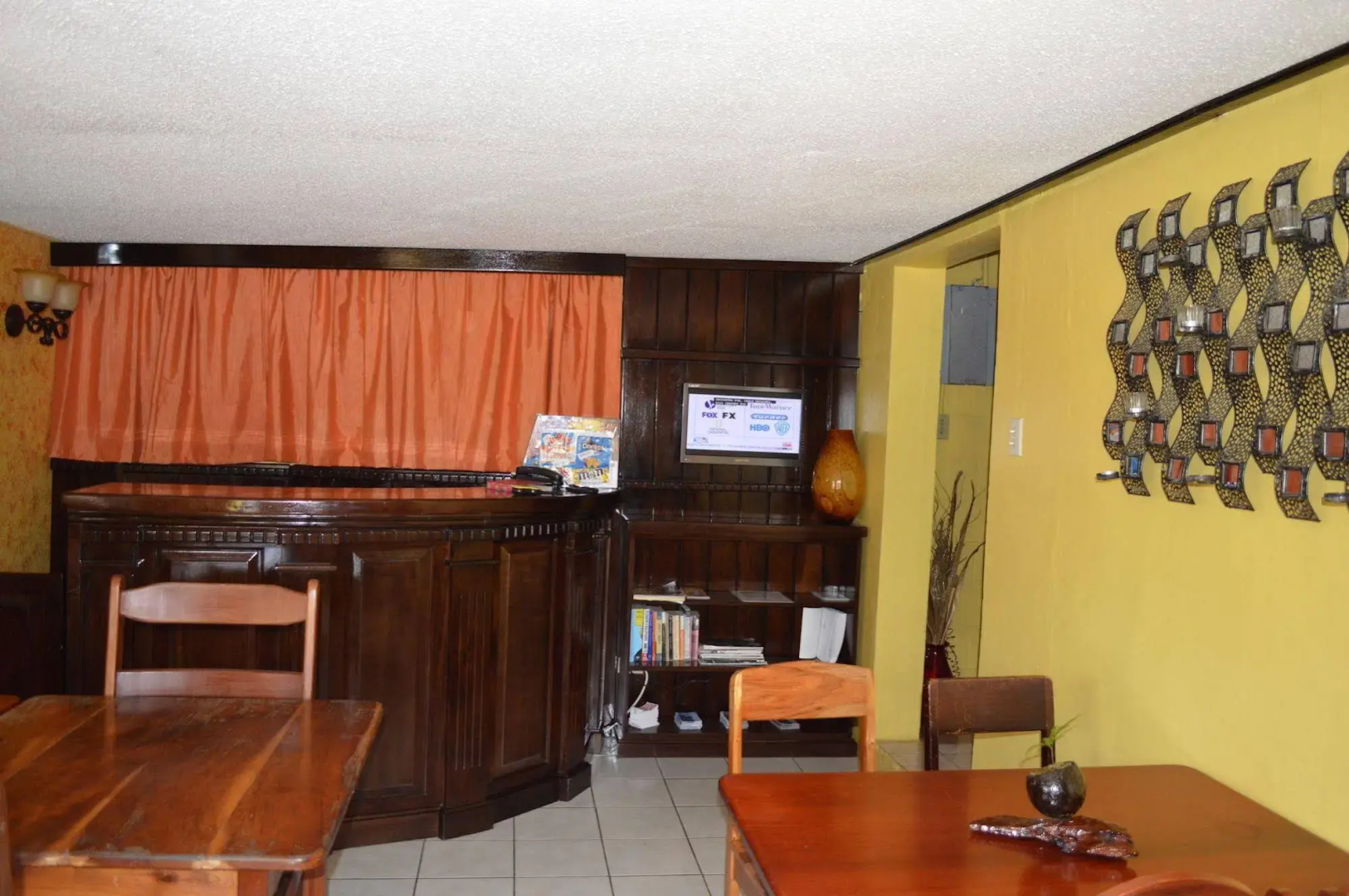 Sky Flower Hotel Belmopan / El Rey Hotel