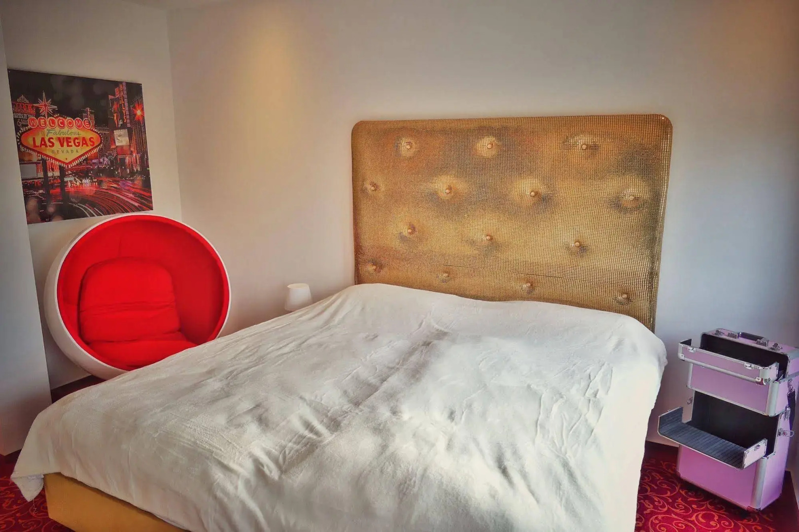 Road Stop Neandertal