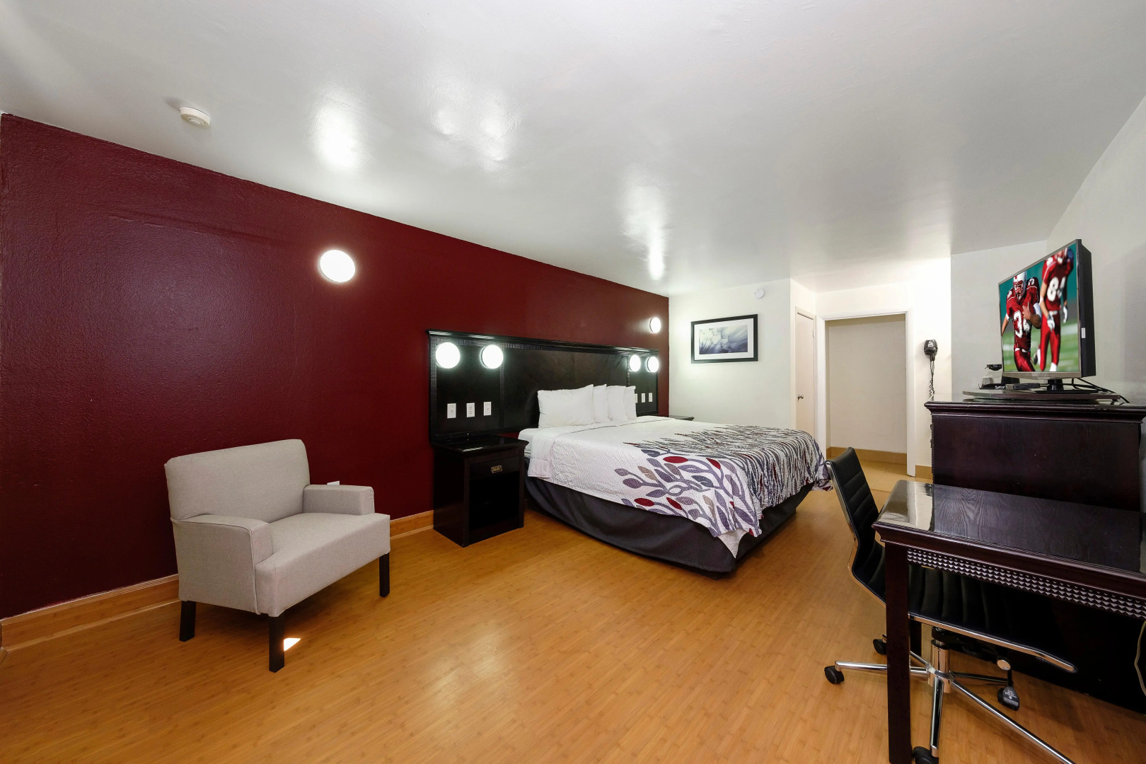 Red Roof Inn Crestview