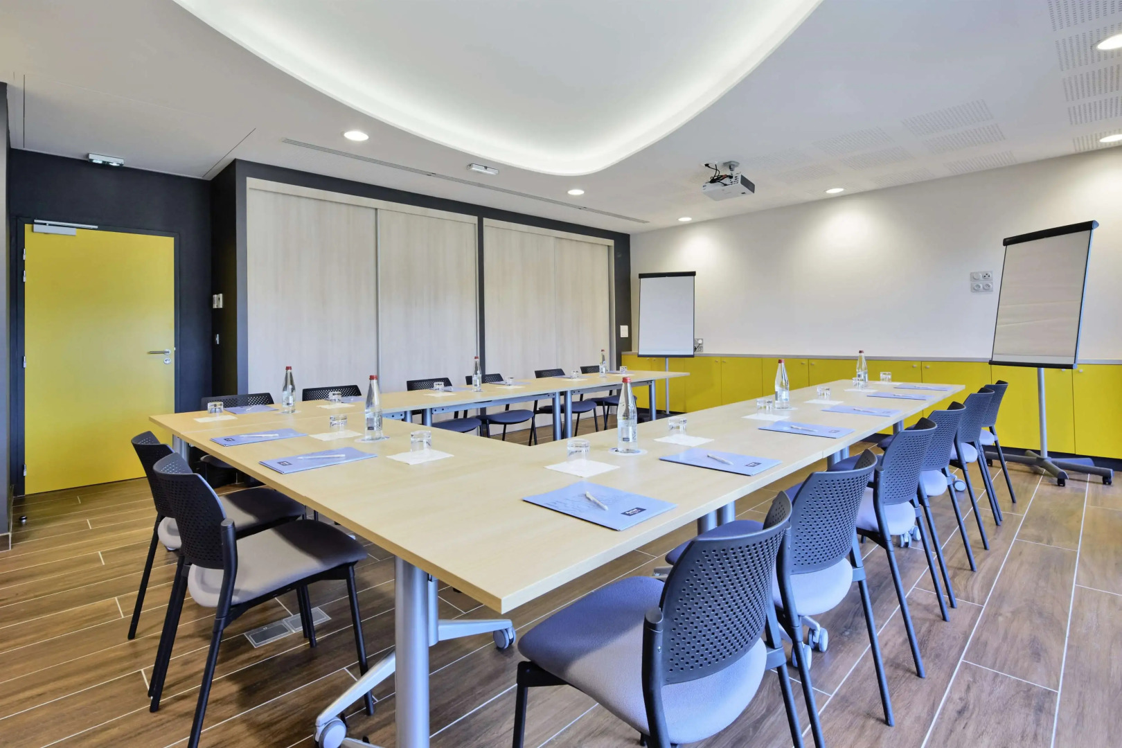 Kyriad Prestige Pau - Zenith - Palais Des Sports