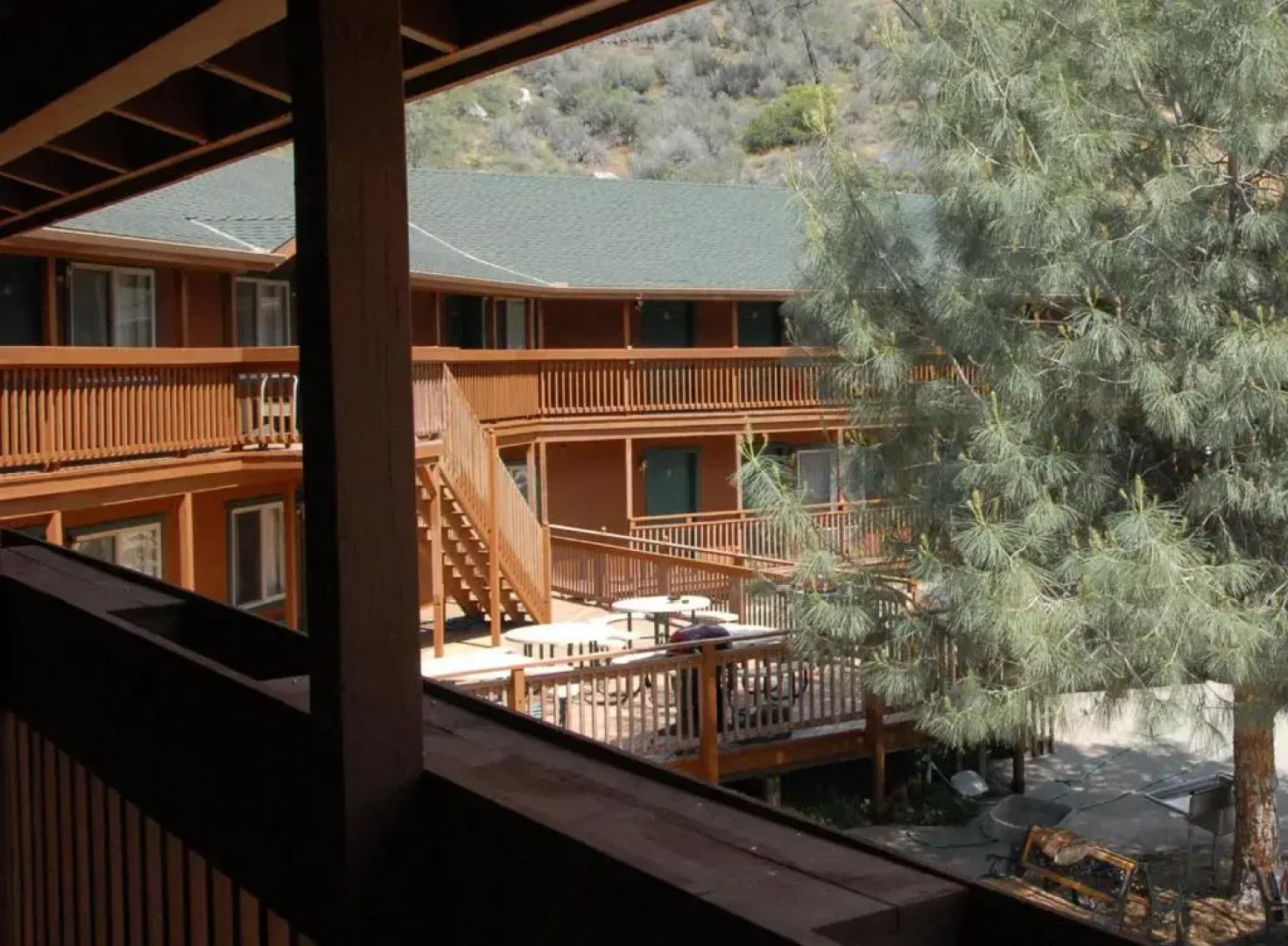 Corral Creek Lodge