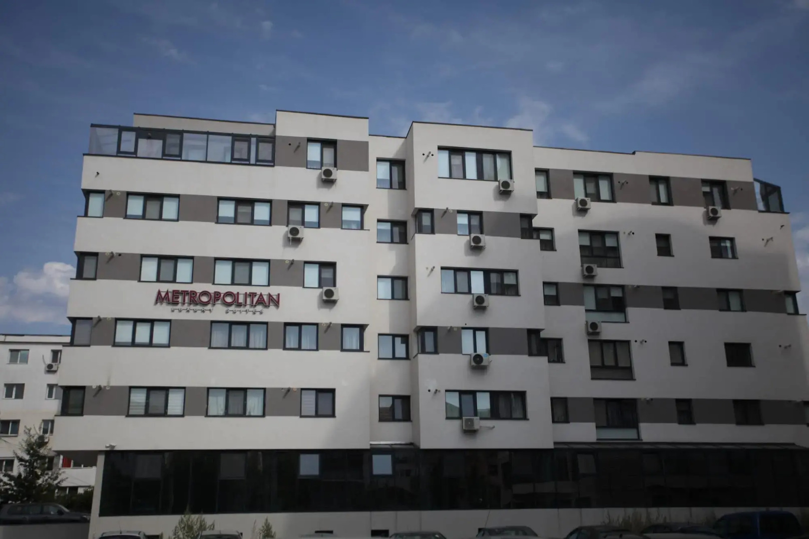 Metropolitan Iassium Luxury Suites