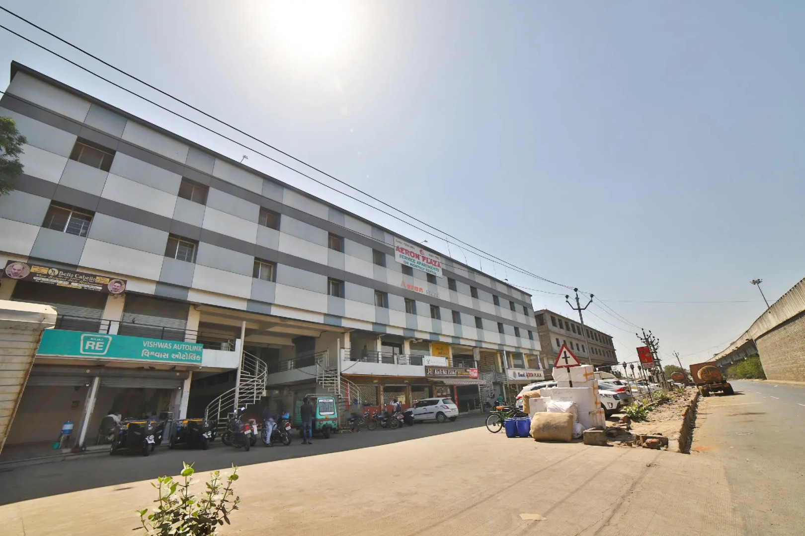 OYO 29126 Bhagyoday Hotel