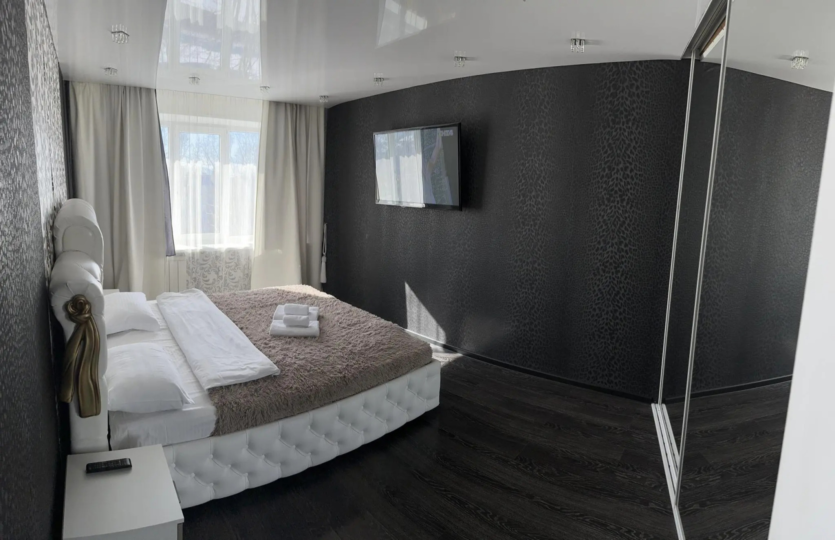 Kaminn apartments на улице Карбышева 2