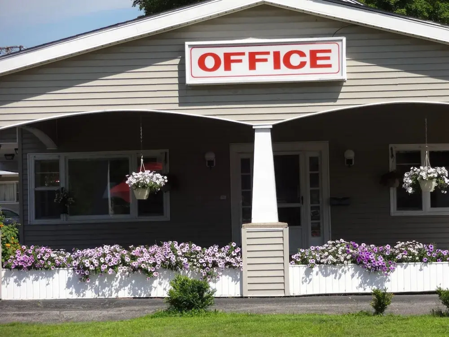 Gorham Motor Inn