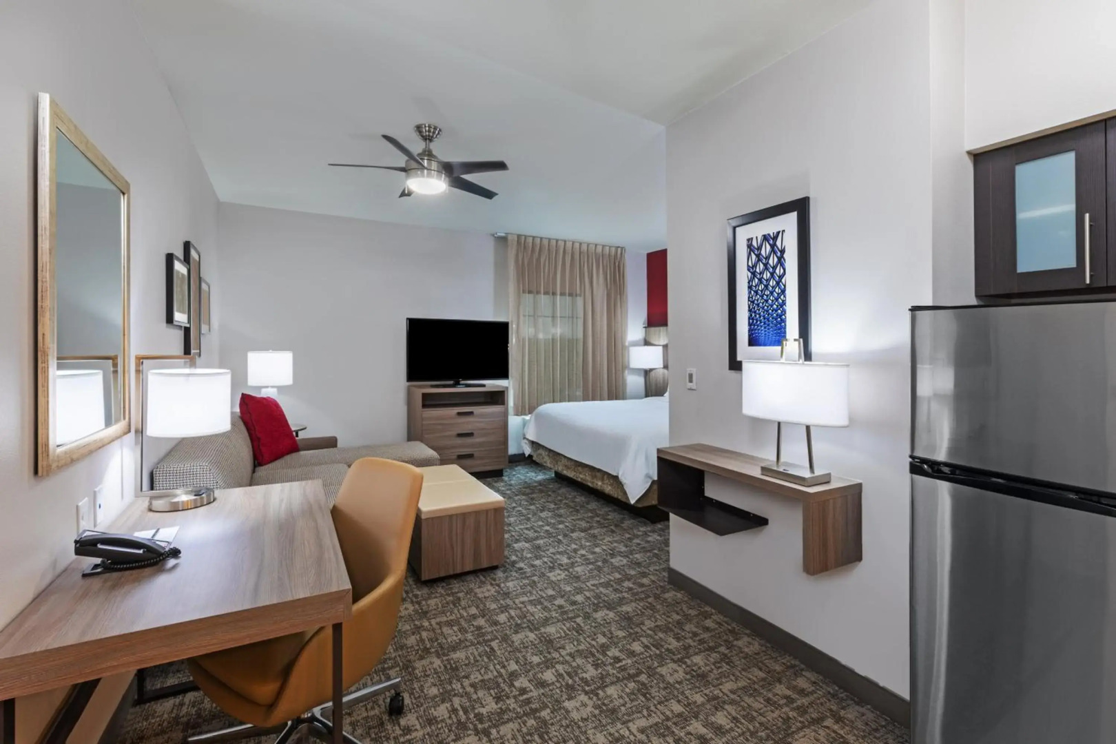 Staybridge Suites IAH Airport East by IHG