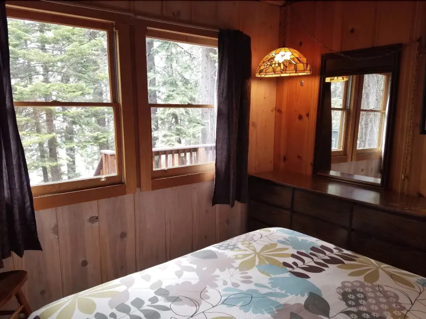 Rogers Cabin 4 Bedrooms 1.5 Bathroom Cabin