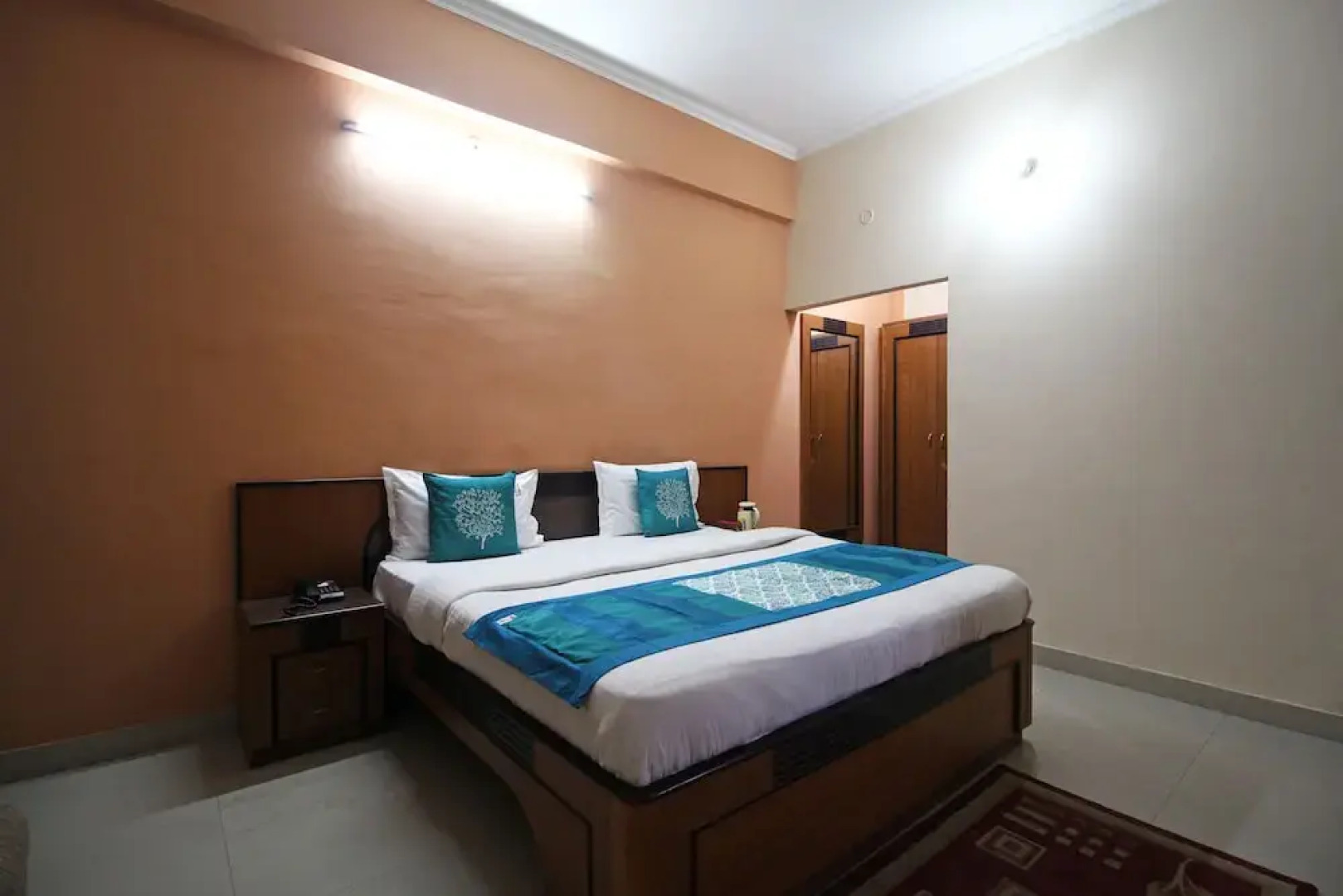 OYO 7769 Hotel Atithi