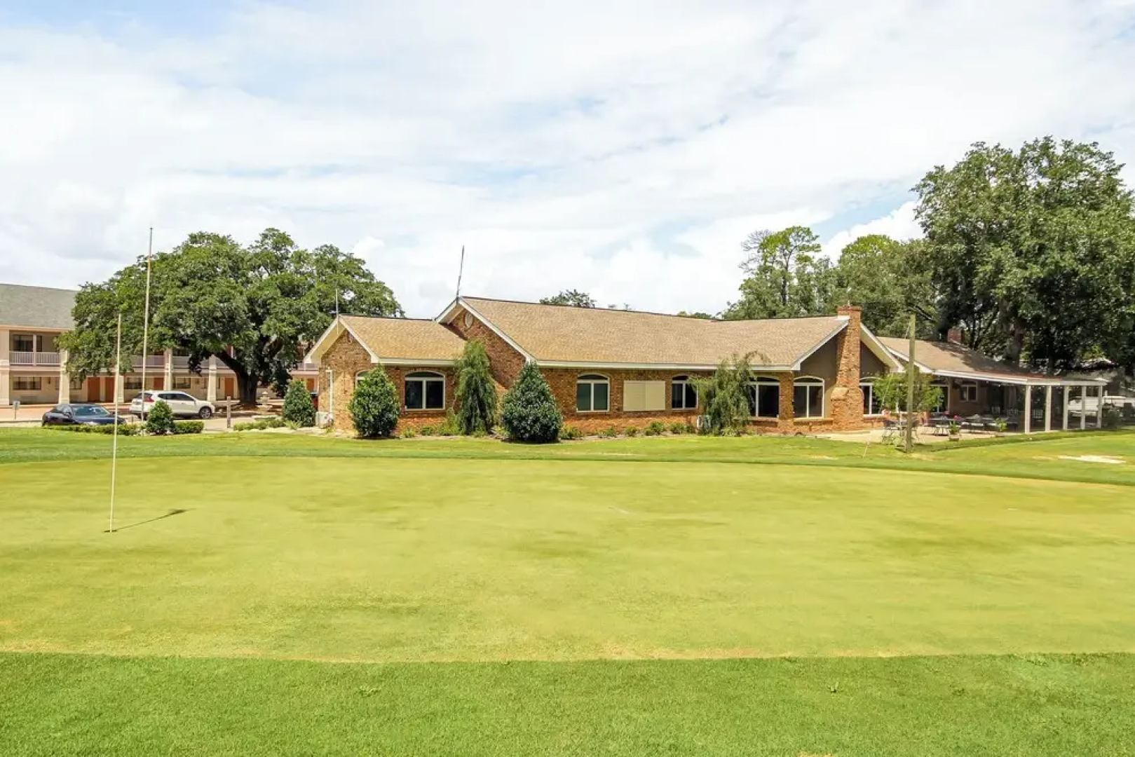 Modern Ocean Springs Home w/ 2 Patios & Gas Grill